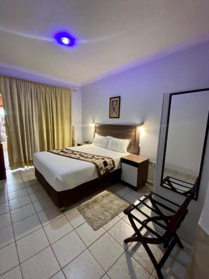 Dolar Lodges & Tours Maun Exterior foto