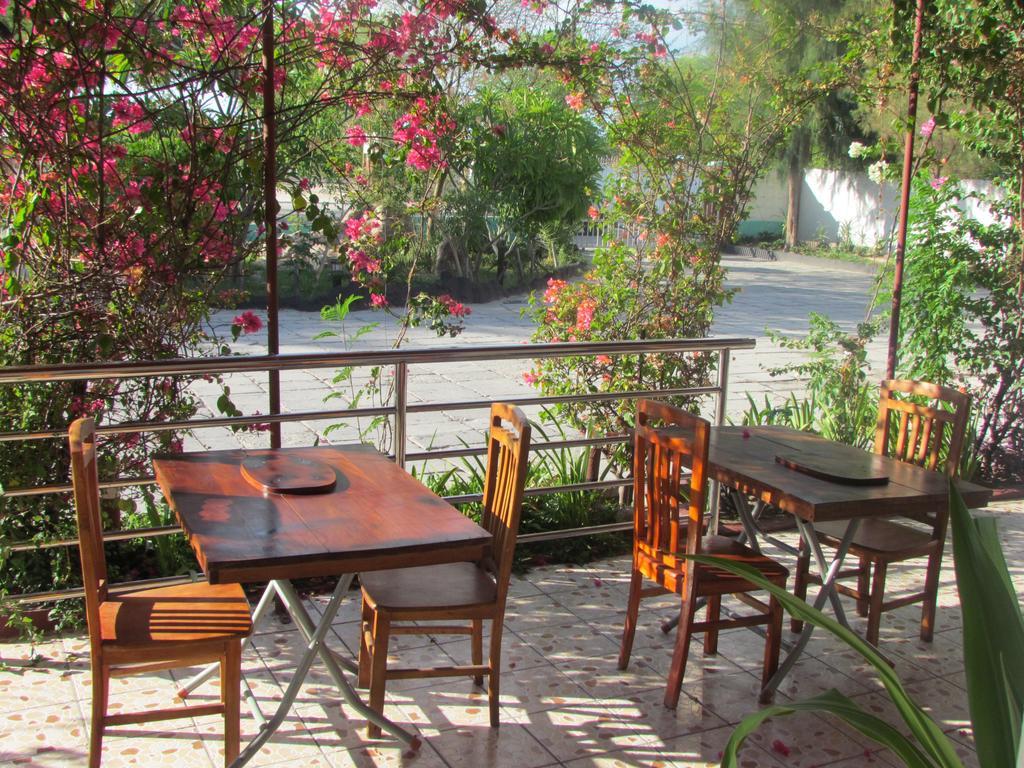 Dolar Lodges & Tours Maun Exterior foto